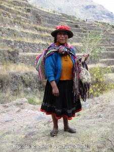 Quechua Frau